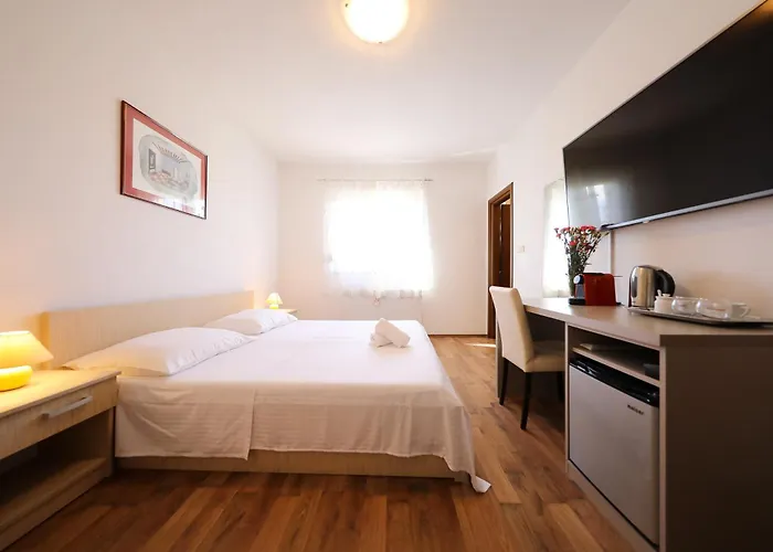 Πανσιόν Magnolia Privlaka (Zadar)