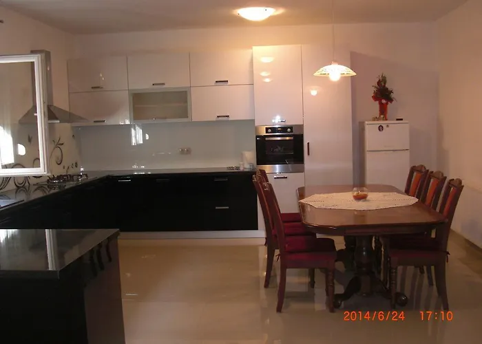 Πανσιόν Magnolia Privlaka (Zadar)