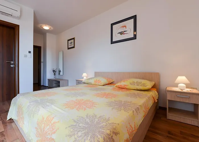 Πανσιόν Magnolia Privlaka (Zadar)