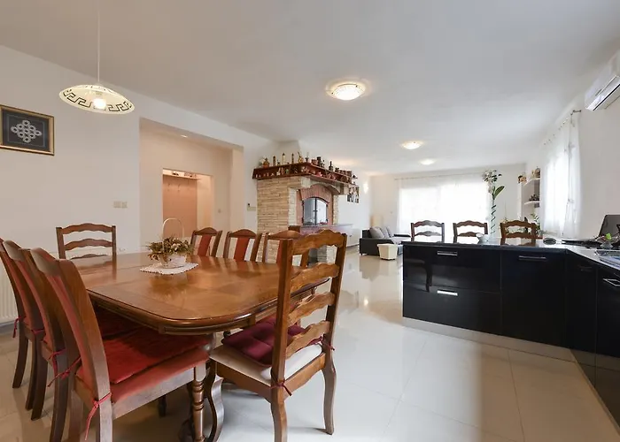 Magnolia Πανσιόν Privlaka (Zadar)